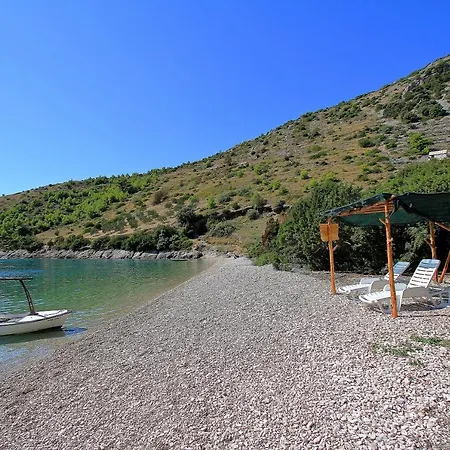 Secluded Fisherman's Cove Velo Zvirje, Brac - 11034 Feriehus Selca (Brac)